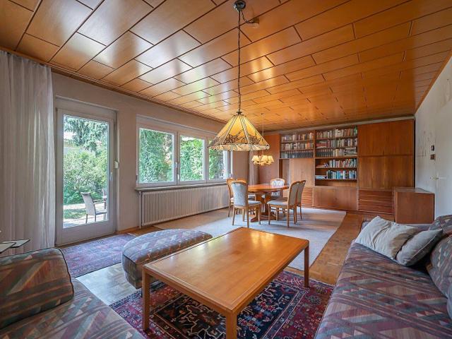 Top Grundriss Reihenhaus in Ruhelage Sanierungsbedarf