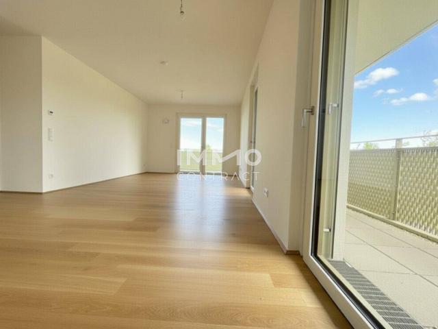 Top Erstbezug: 3 Zimmer Balkonhit mit Blick ins Grüne