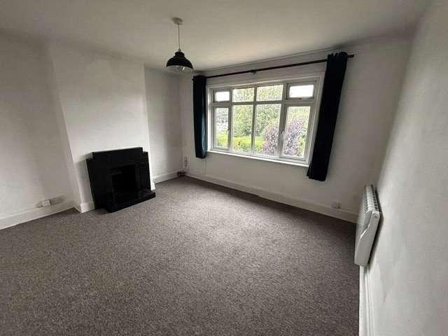 Top Flat, Upper Brighton Road, Worthing, BN14