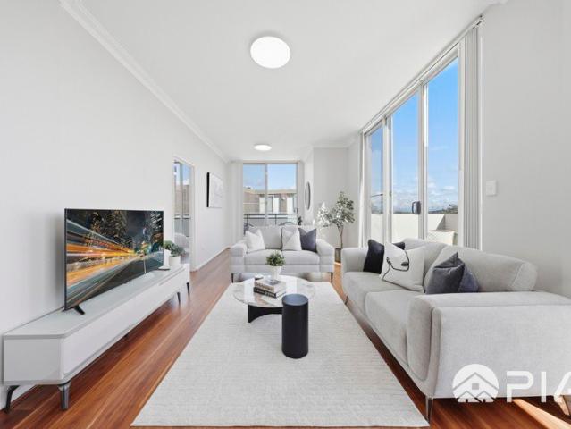 Top Floor 3 Bed Apartment Two Balconies 156sqm Total Prime Baulkham Hills Location