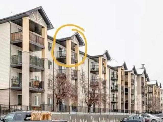 Top Floor 1 Bed + Den | Underground Parking | All Utilities! — 1 Bedroom+ Den Condo Unit