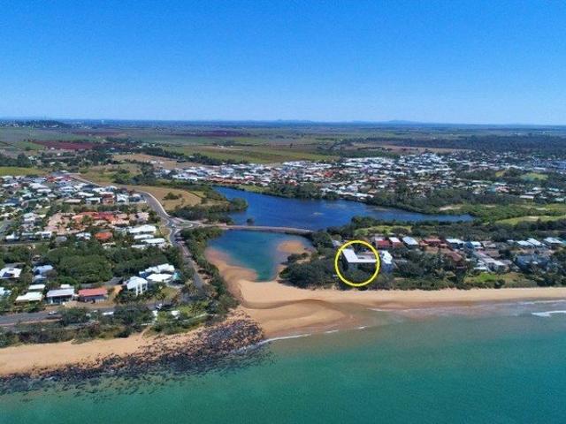 Top Floor Coastal Living Opposite Kelly's Beach