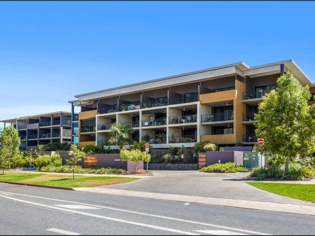 Premium Top Floor Corner Apartment