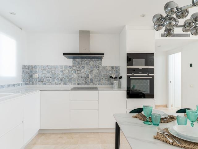 Top Floor Apartment in El Paraiso