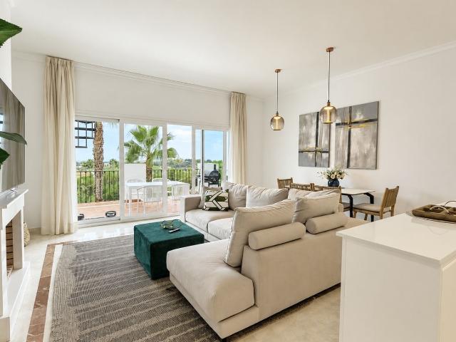 Top Floor Apartment in El Paraiso