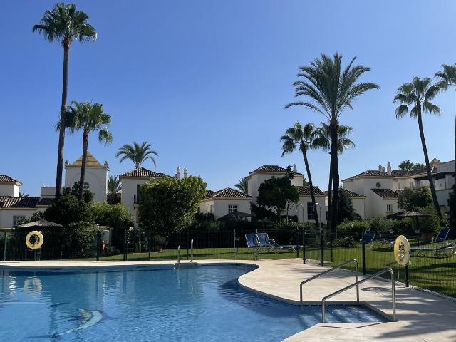 Top Floor Apartment in Estepona