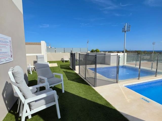 Top Floor Apartment in La Campana