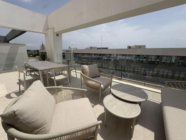 Top Floor Apartment in Selwo