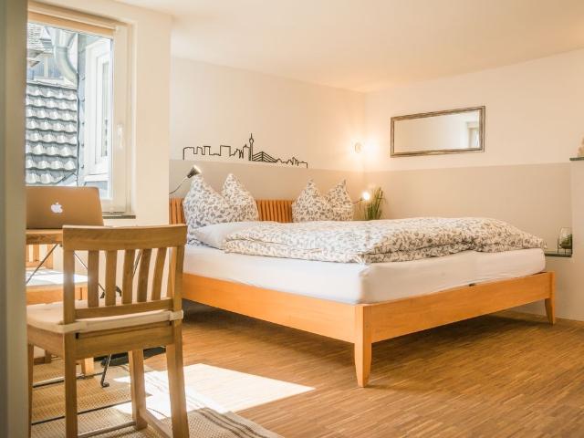 Top floor apartment in the heart of Düsseldorf near Carlsplatz