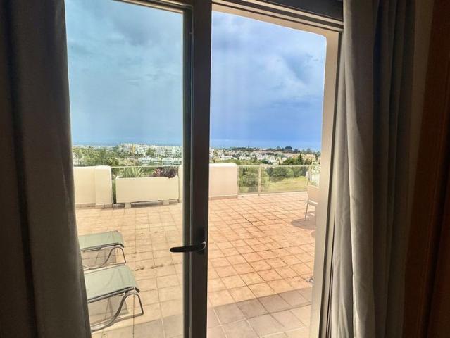 Top Floor Apartment · Selwo