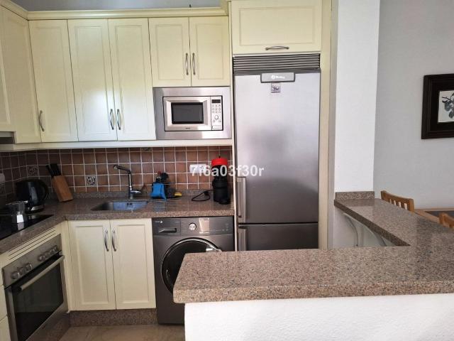Top Floor Apartment The Golden Mile