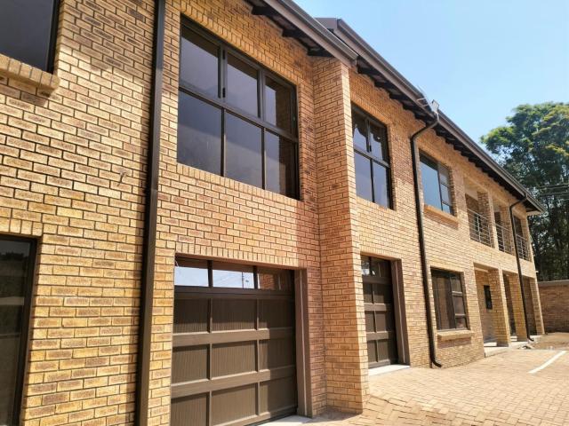 Top Floor Apartment To Rent in Louis Trichardt