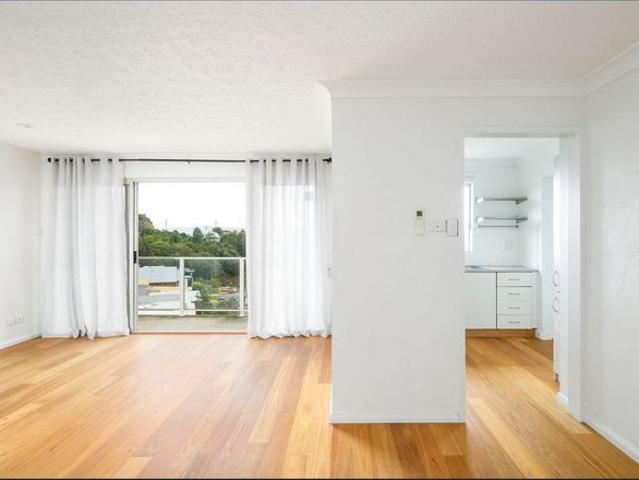 Top Floor Apartment with Stunning Views