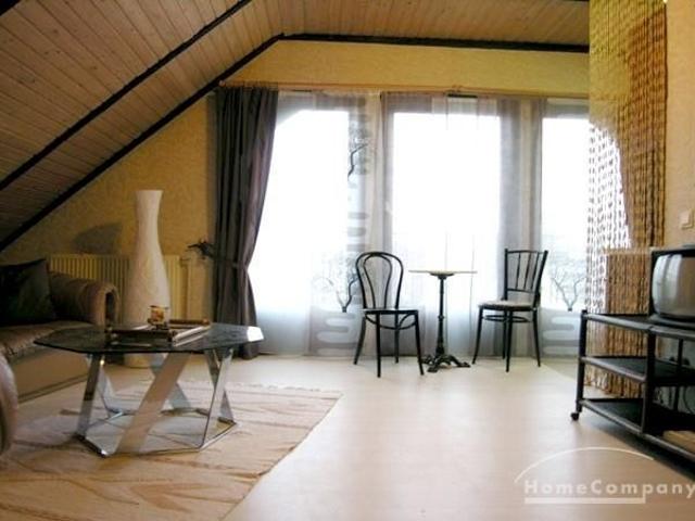 top floor apartment with WiFi!