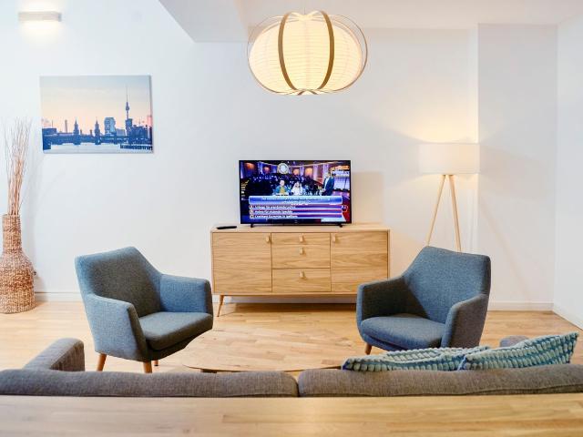 Top floor apartment with terrace in a wonderful neighborhood, Berlin Amsterdam Apartments for Rent