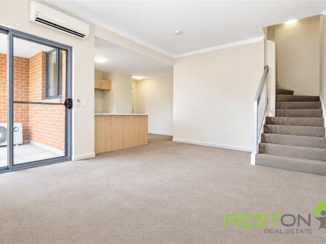 TOP FLOOR APARTMENT