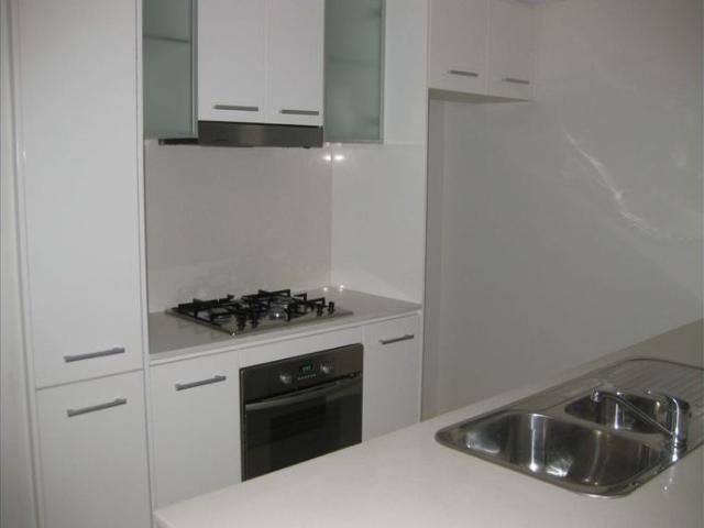 TOP FLOOR APARTMENT