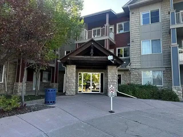 Top Floor Bayside Condo in Airdrie — 2 Bedrooms Condo Unit