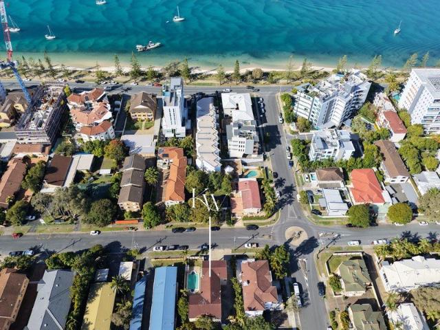 Top Floor Broadwater Living in a Boutique Complex