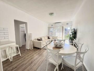 Top Floor Gem in the Heart of Bexley