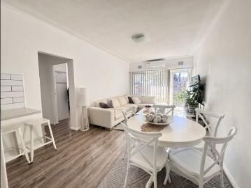 Top Floor Gem in the Heart of Bexley