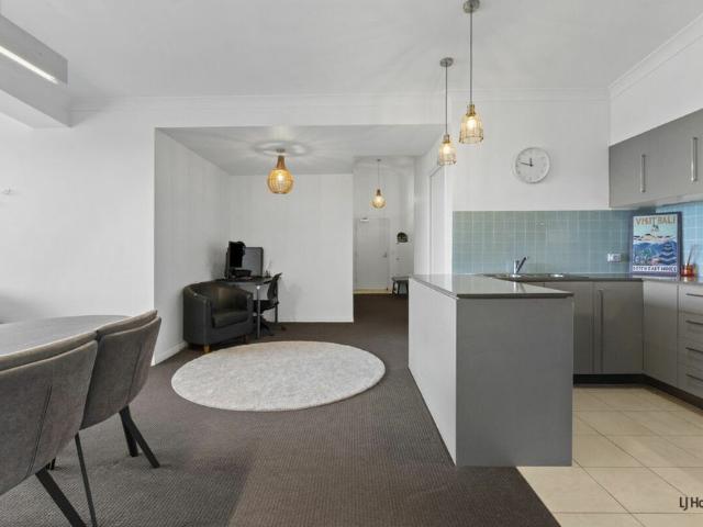Top Floor Furnished Apartment with Stunning Views & Resort Style Living