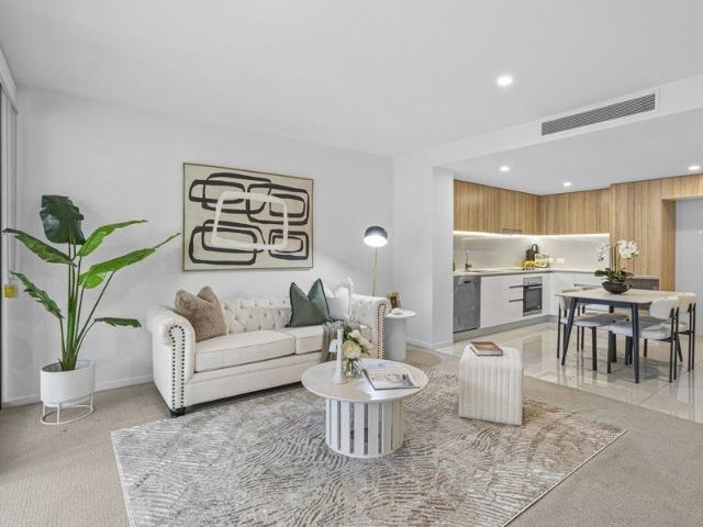 Rare Top Floor Apartment with Two Side by Side Car Spaces