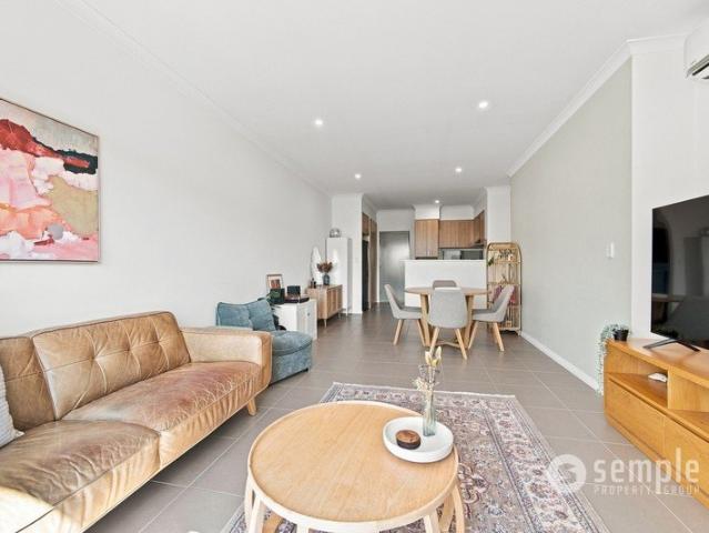 Top Floor Living Meets Ultimate Convenience!