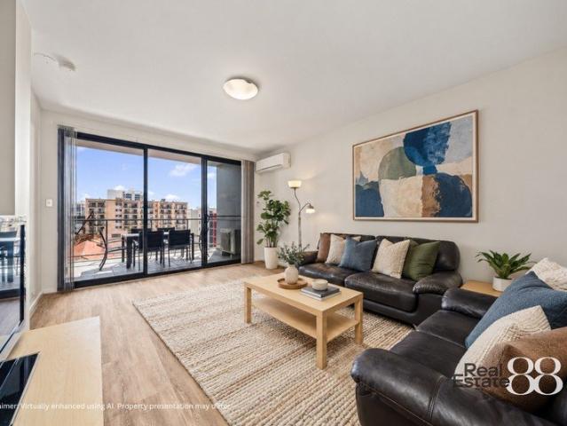 Top Floor Living at Infinity Apartments Fully Furnished, Vacant and Ready to Move In