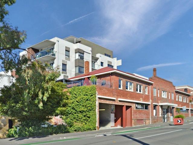 Top Floor Living. CBD On Your Doorstep