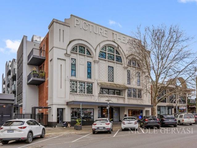 Top Floor Living in a Landmark Address