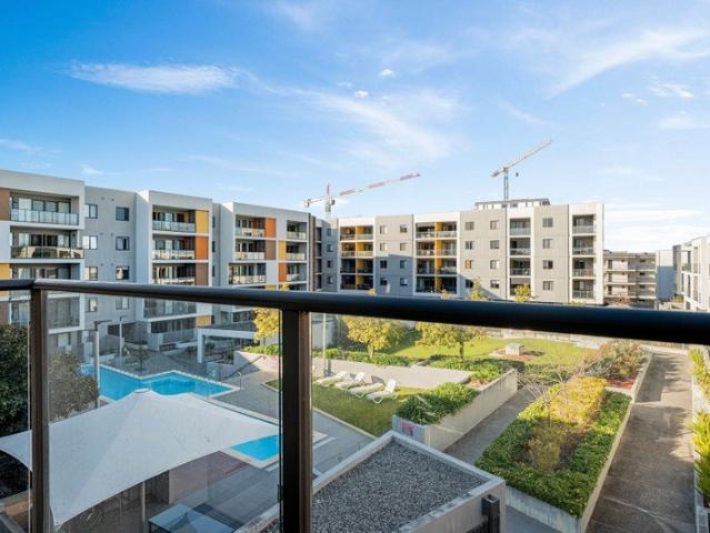 Top Floor Living in Kingston