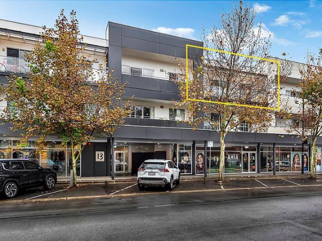 Top Floor Living In the Heart of Mawson Lakes