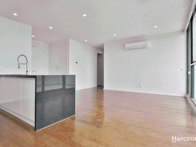Top Floor Living with Impressive Views