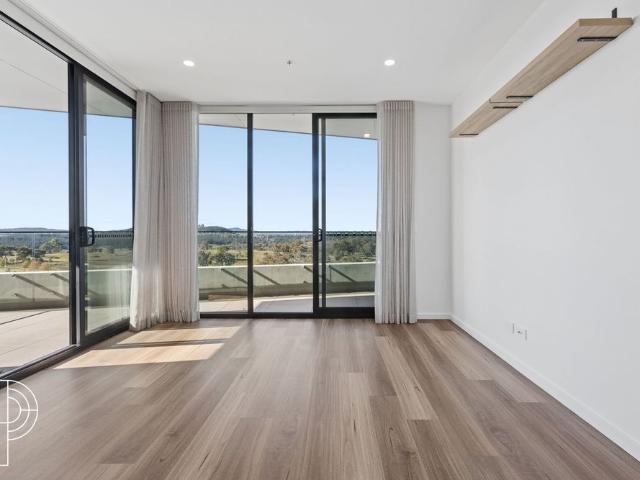 Top Floor Living With Spectacular Views