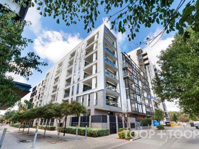 Top Floor Living with Style, Space & Convenience