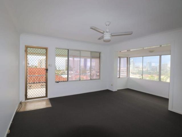 Top Floor Living With Panoramic Coolangatta Views