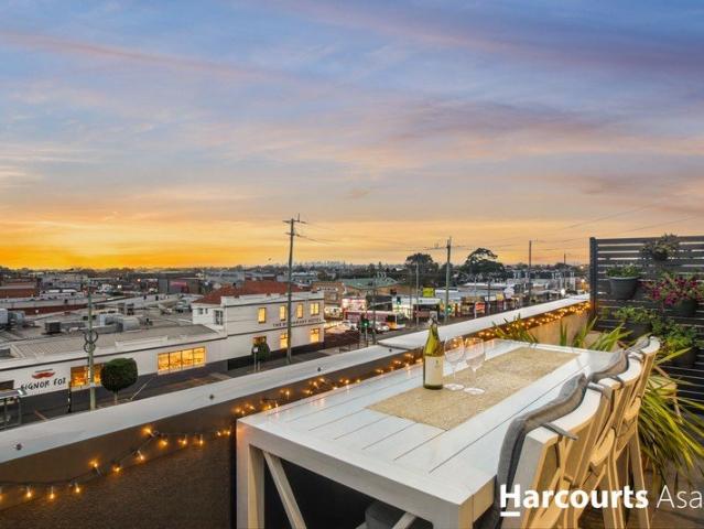 Top Floor Style with Stunning City Views