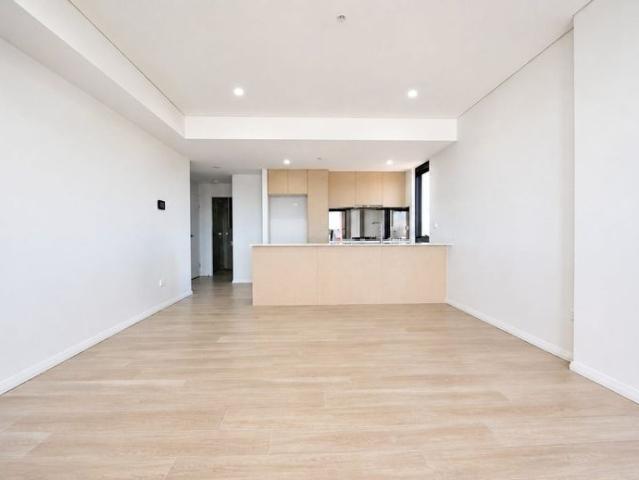 Top Floor Penthouse| Brand New 2 Bedroom Luxury in Rouse Hill