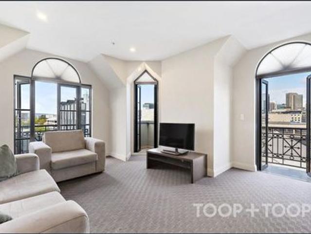 Top Floor Penthouse Living in the Heart of the East End