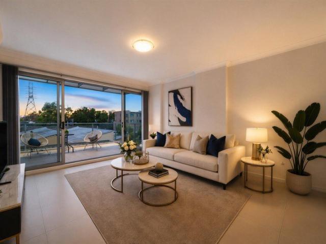 Top Floor Penthouse Style Apartment Offering Space, Convenience & Lifestyle