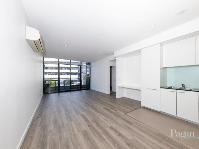 top floor & refurbished at travancore on the park