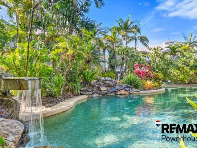 Top Floor Resort Style Living in Trinity Links