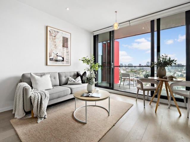 Top Floor Warehouse Style Living in the Heart of Prahran