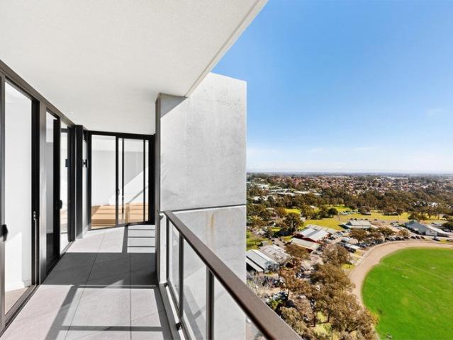 Top Floor Three Bedroom + Study and Carspace Next to Metro