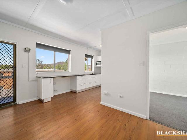 TOP FLOOR UNIT
