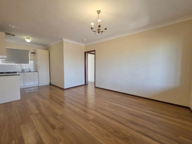Top Floor Unit with Views for Miles! 15/193 Grand Junction Road, Ottoway.