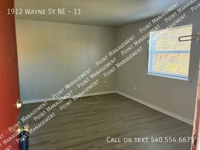 2 Bedroom Apartment – Convenient Location off Williamson Rd!