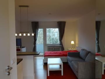 Top furnished 1 ZKB apartment with winter garden balcony 5 min walking distance to Konstablerwache / Zeil in Frankfurt am Main, Frankfurt Amsterdam Apartments for Rent