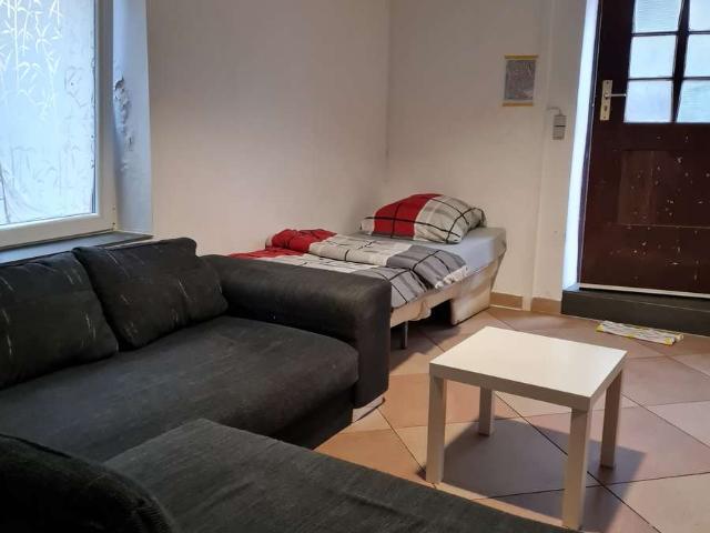 Top Kapitalanlage: 4 Zimmer Einliegerwohnung in zentraler Lage von Ludwigsburg